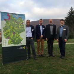 Der neu gewählte Vorstand von EUROPARC Deutschland: Hartmut Escher, Peter Südbeck, Christian Unselt, Eugen Nowak (von links nach rechts), Bildautor: Jan Wildefeld